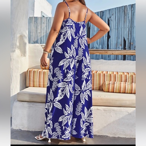 4X romper jumpsuit NWOT DEALS FOR BUNDLES! - Picture 2 of 4